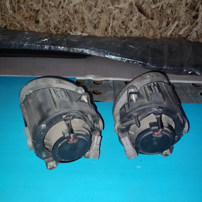 Противотуманки Аутбэк