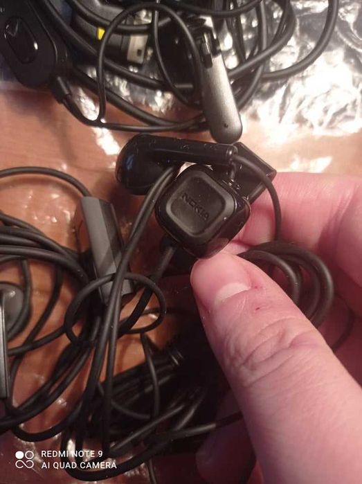 Чисто нови слушалки SAMSUNG, NOKIA, LG и други