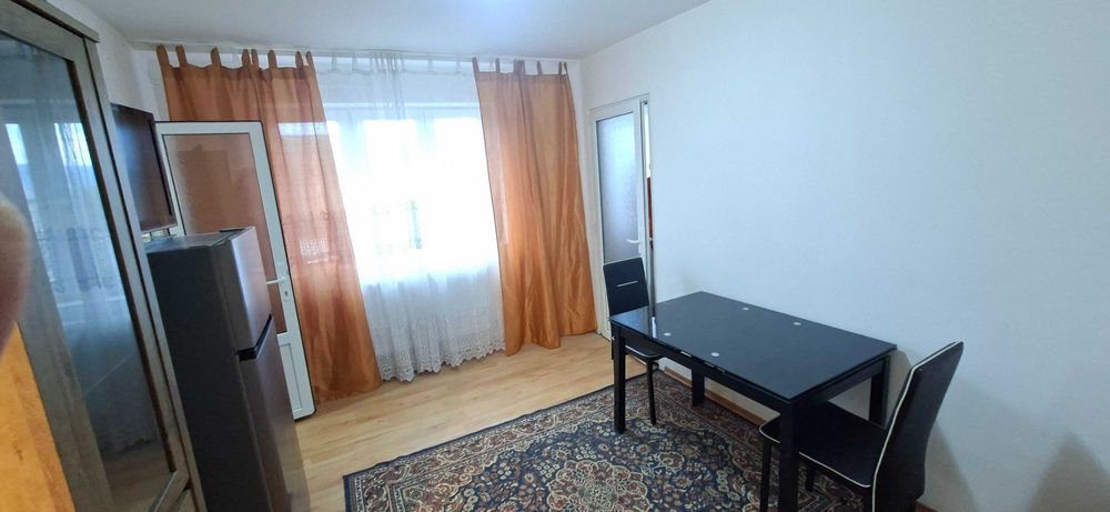 Apartament de inchiriat