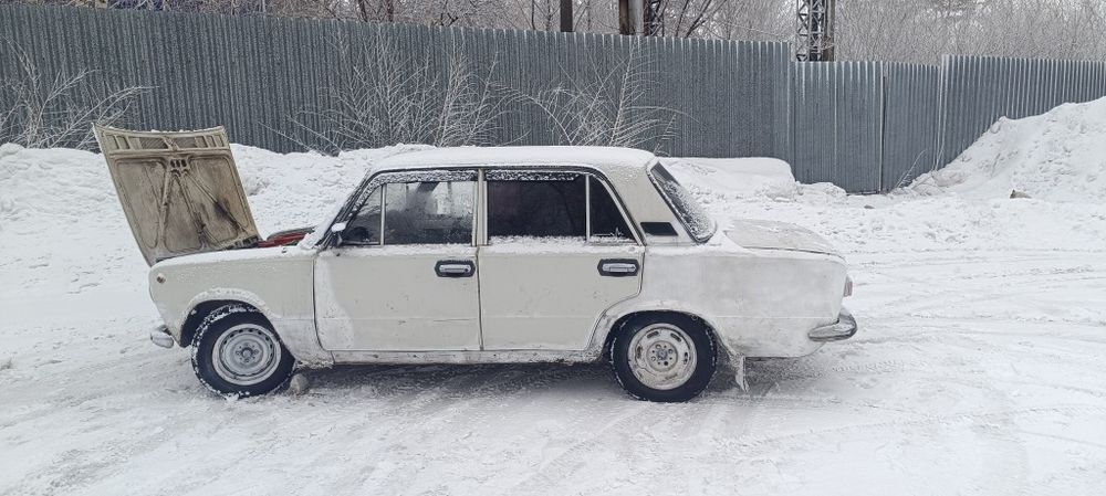 Продам ваз 21011