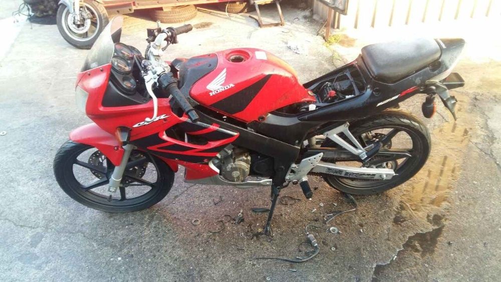 Honda CBR 125-На части