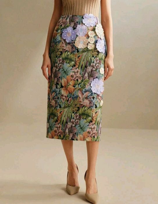 Дамска миди пола