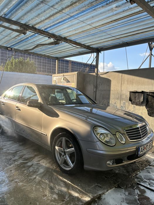 MERCEDES-BENZ E-Class 2003 — imagine 2
