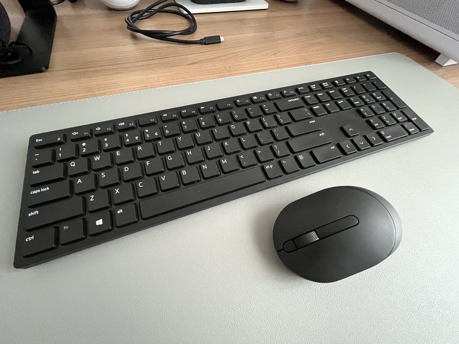Dell tastatura si mouse km5221w wireless