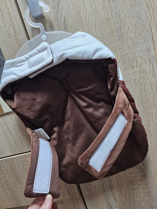 Vand haină cățel NOUĂ 31-36 cm