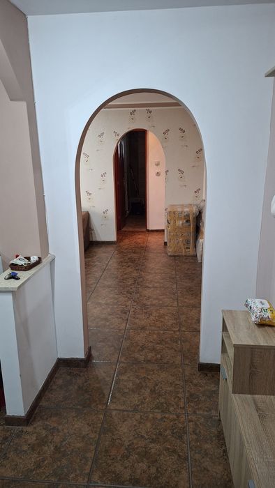 Apartment 2 camere mobilat aleea revolutiei Roman