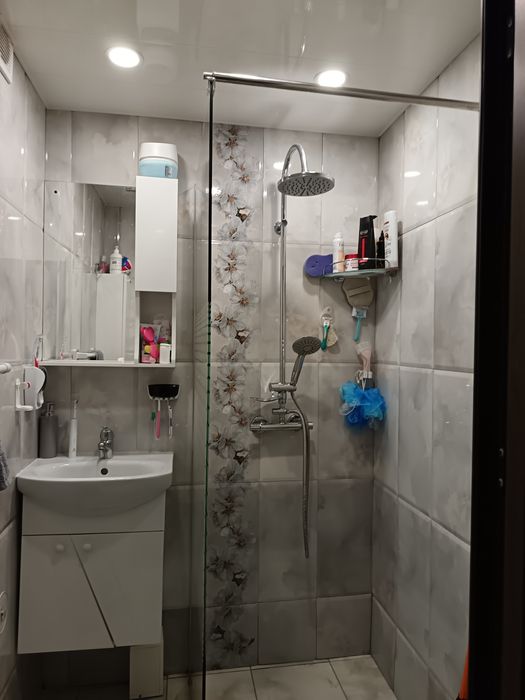 Продава се Тристаен апартамент в Варна, Кайсиева градина - 86 кв.м за 2094 €/кв.м - Снимка #7