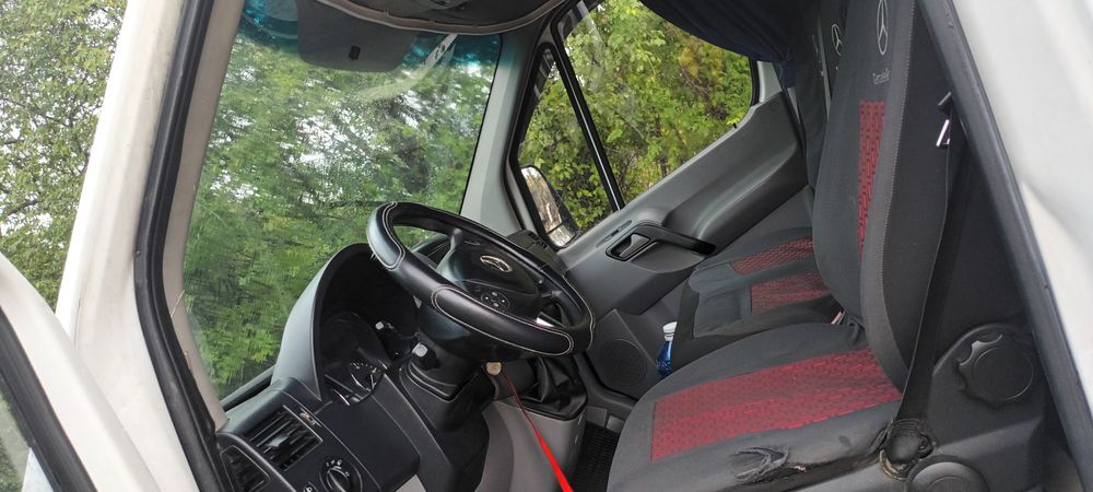 Vând Mercedes Sprinter