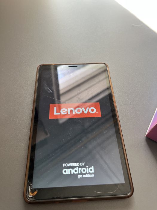 Планшет Lenovo tab m7