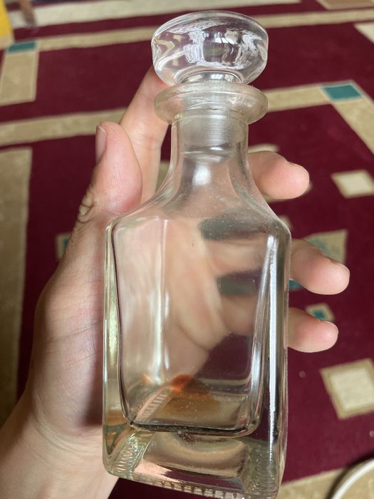 Графин для фарьфюм