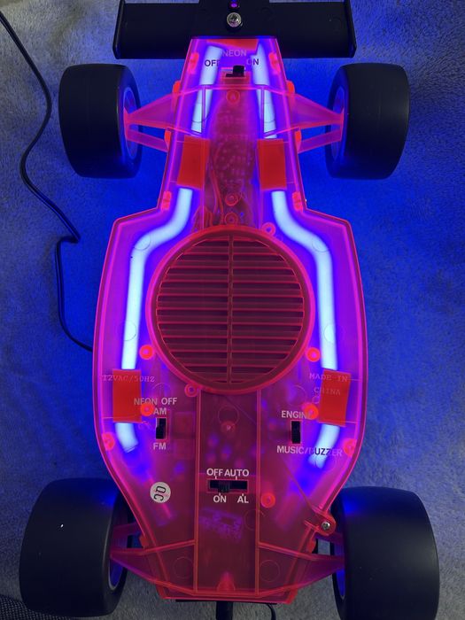 Radio-desteptator Formula 1