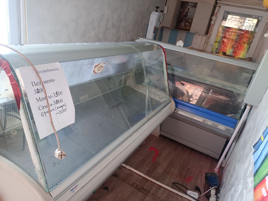 Холодильник ветрина