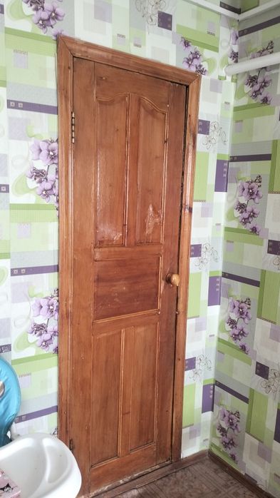 Продам двери 7штук