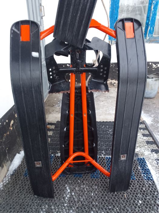 Снегокаты две штуки