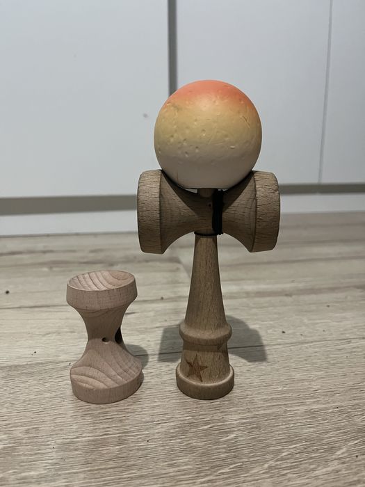 Vand kendama X cu cupe de sweets starter