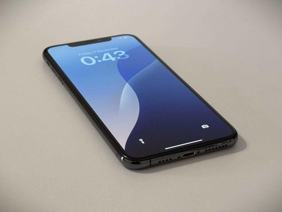 Бартер! Отличен! iPhone XS Max 256GB Space Black (Черен) 81% Батерия!