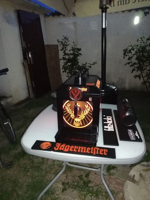 Inchirieri Vltrlne frlgorifice Verticale