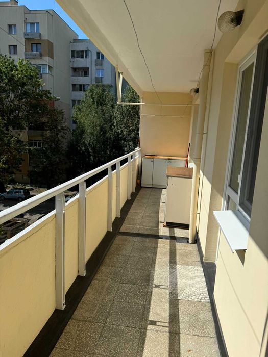 Дава се под наем Тристаен апартамент в Бургас, Център - 67 кв.м за 408 € - Снимка #5