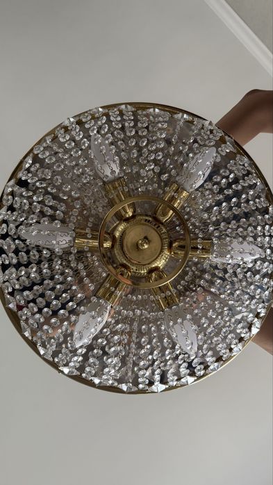 хрустальная люстра