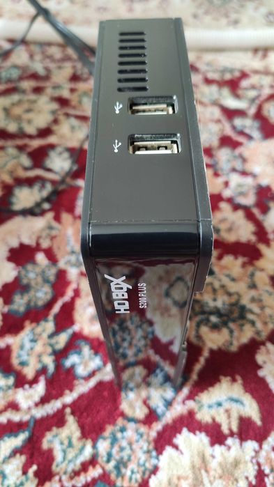 Cпутниковый HDTV-ресивер HD BOX S200 Plus для телекарт и кардшаринга.