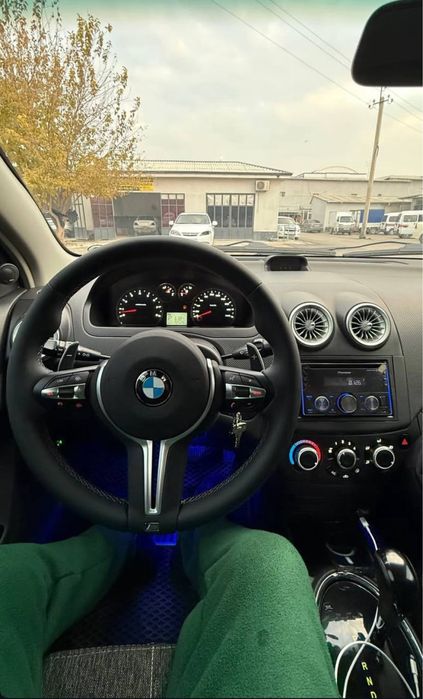 Assalomu aleykum  moshina idial ishga borip keganman taxi qilinmagan..