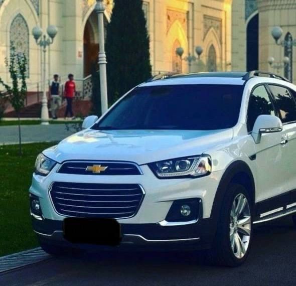 Продам каптива 4 Не битая цвет Белый.