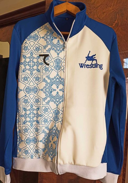 Спортивный костюм