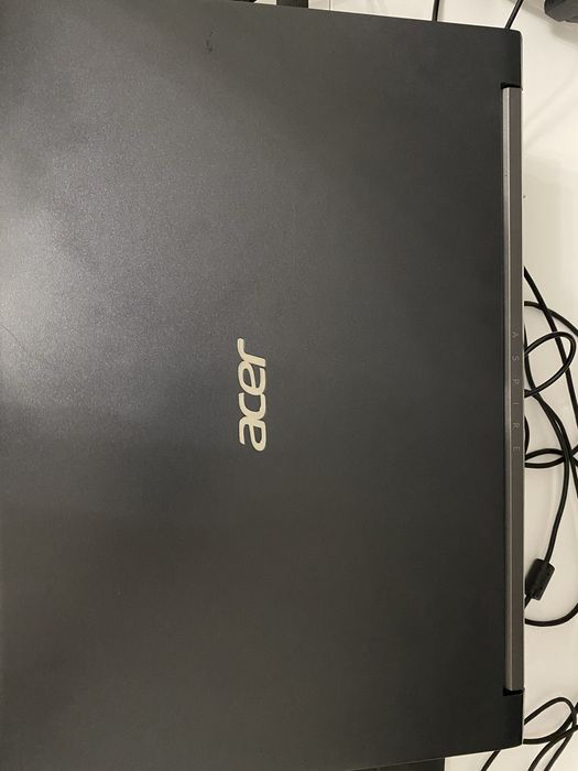 Acer Aspire 7 A715-42G-R4GR