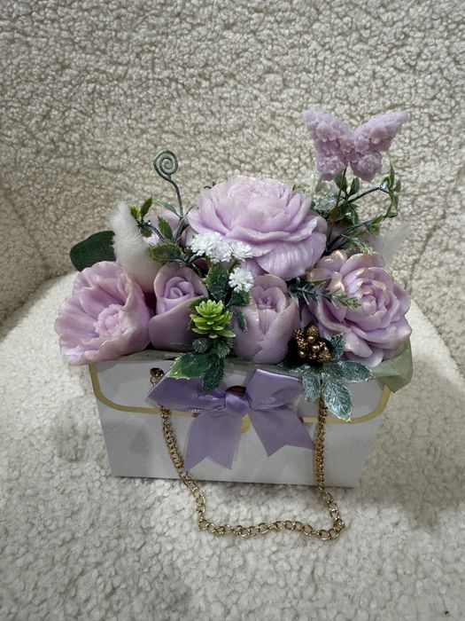 Кошнички с ръчно изработени глицеринови сапуни