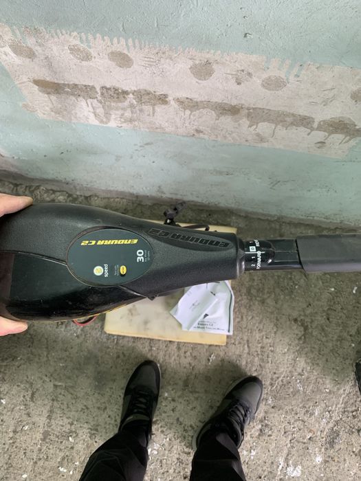 Лодочный элетрический мотор