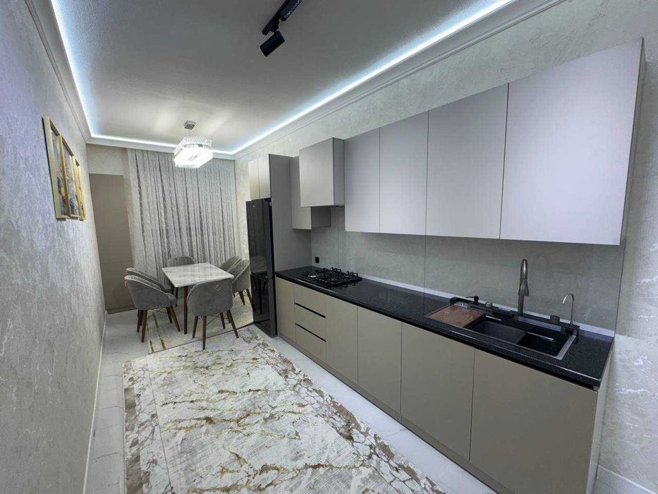 Ozod sharq hududida kvartira zudlik bilan sotiladi!