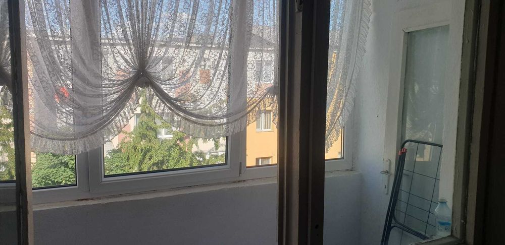 apartament cu doua camere de inchiriat