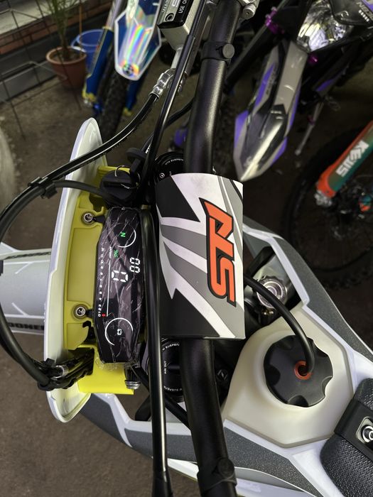 STN H8 300.