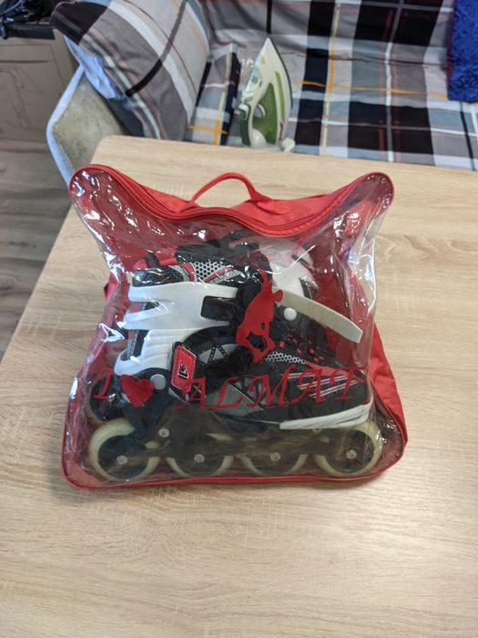 Роликовые коньки