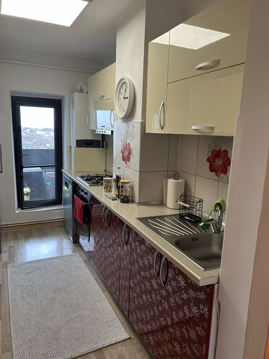 Vand mobila bucatarie facuta pe comanda+electrocasnice