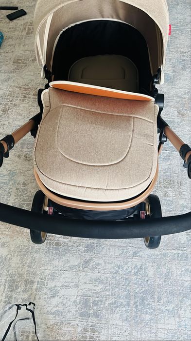 Детская коляска качественная