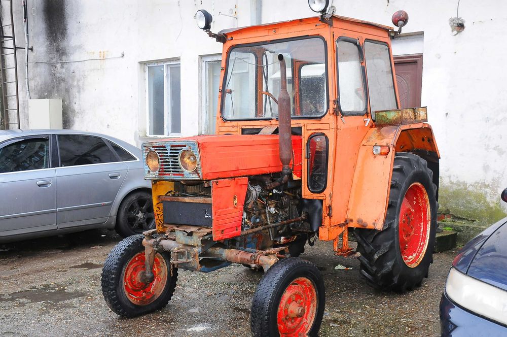 Tractor UTB L445 Leut Legumicol 45 CP 3 cilindri + utilaje gradinarit