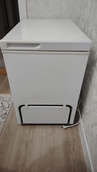 Продам морозильник Бирюса