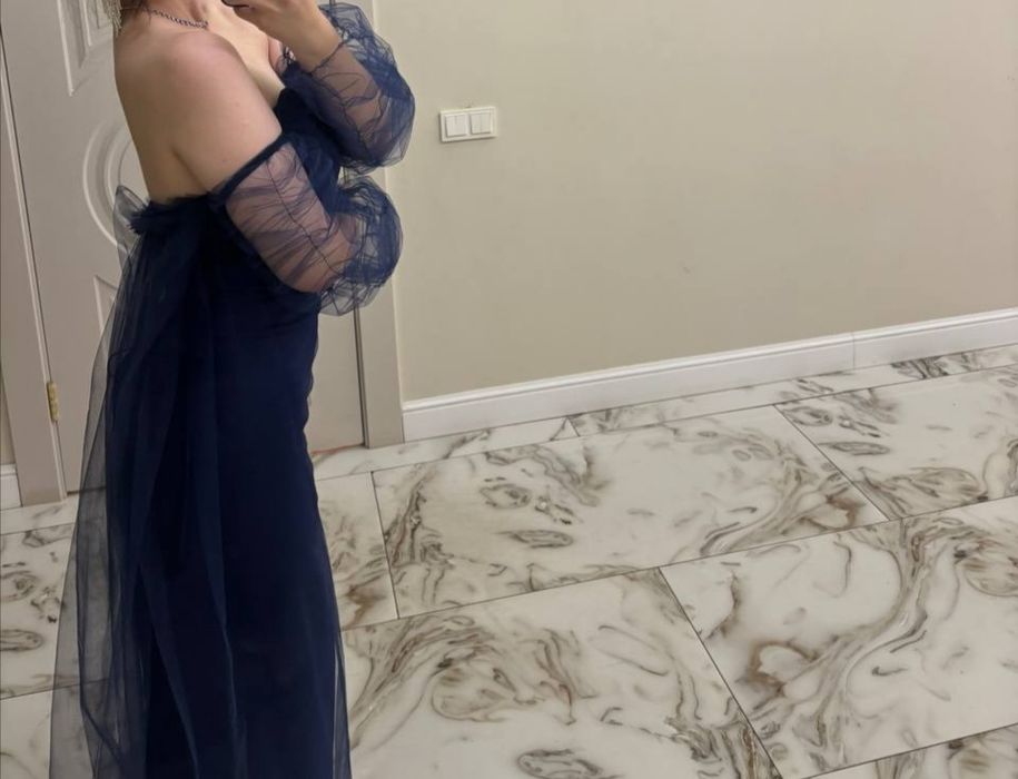 Вечернее корсетное платье