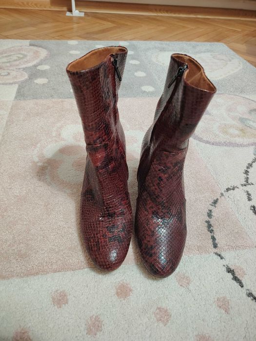 Ghete piele Jonak mas 36