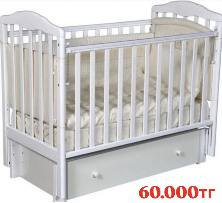 Детские манежи и комод