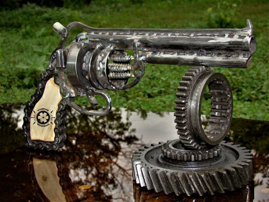 Sculptura fier KINETICA-REVOLVER MAGNUM PISTOL-decor industrial