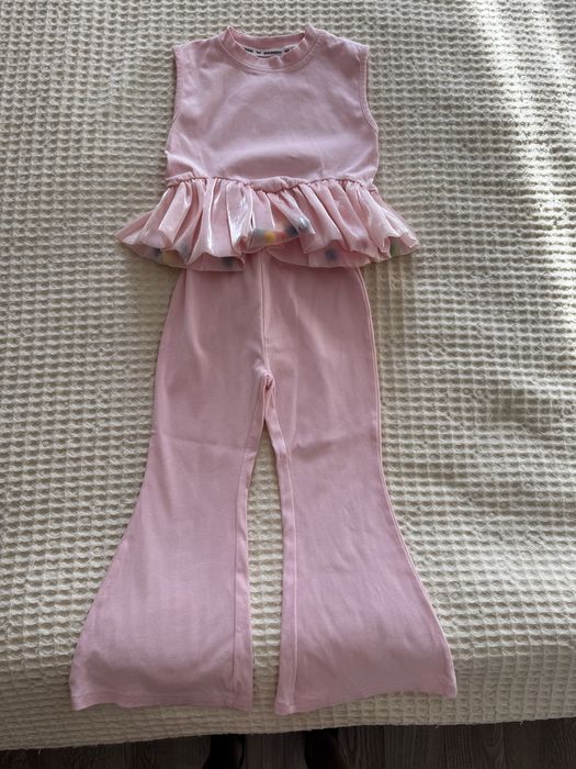 Продам комтюм на девочку