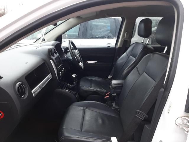 Dezmembrez Jeep Compass 1
