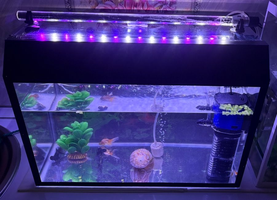 Продам аквариум 80лт.