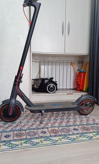 Продаю электра самокат