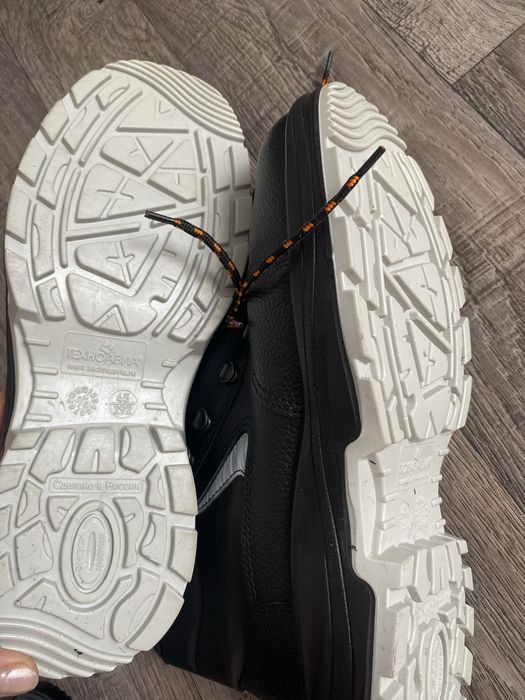 Продам новые  билт батинки утепленные