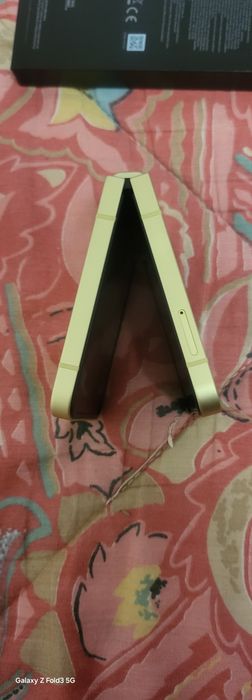 Samsung z flip 6