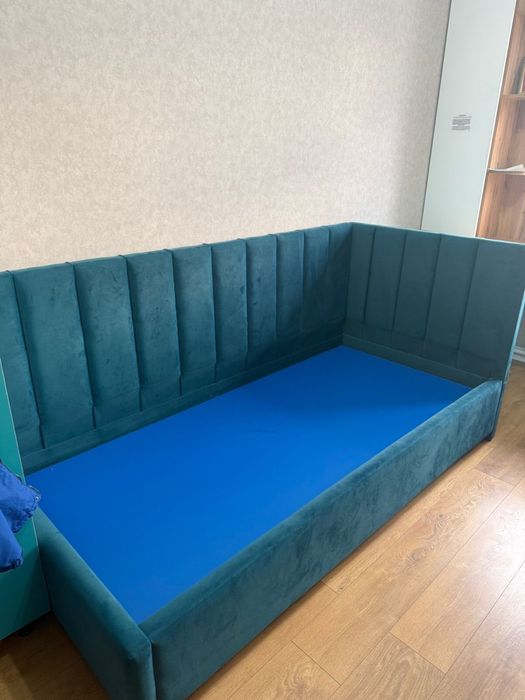 Продаётся кровать в отличном состоянии