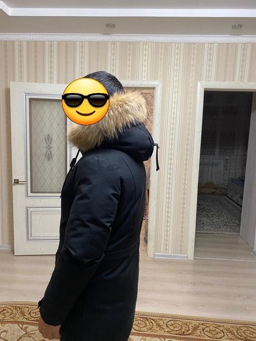 Продам куртку в отличном состояний.(Парка)